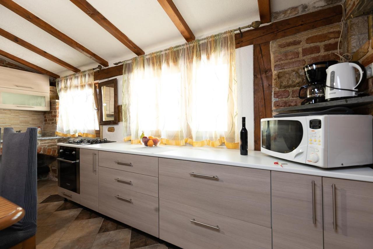 Holiday House Hana Rovinj Bagian luar foto